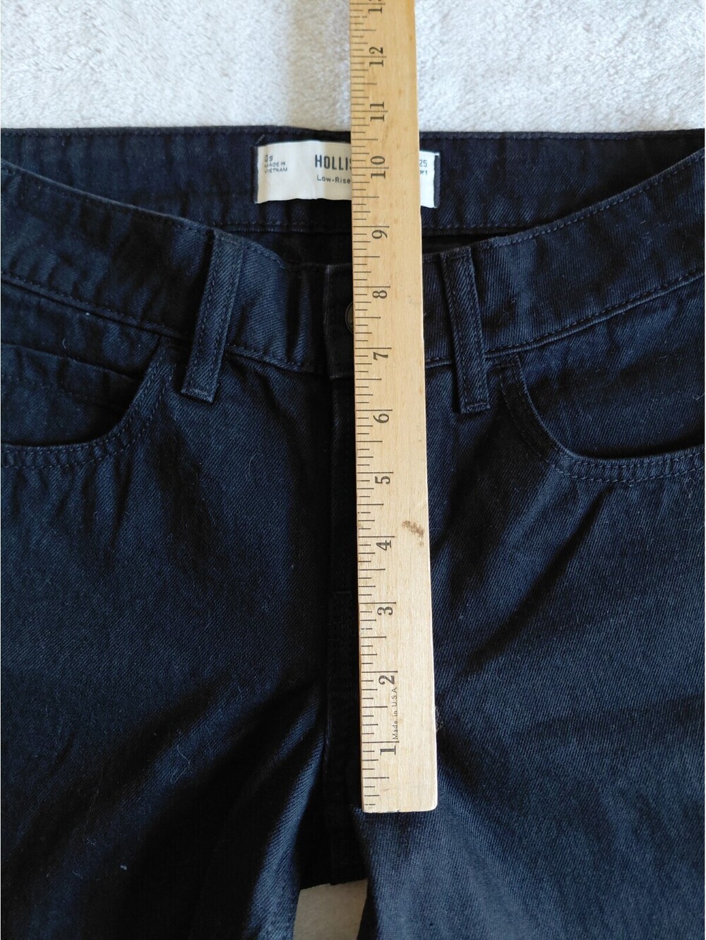Hollister Womens Low Rise Baggy Jeans Short Size 0 W25 Black Wash Denim - Picture 9 of 9